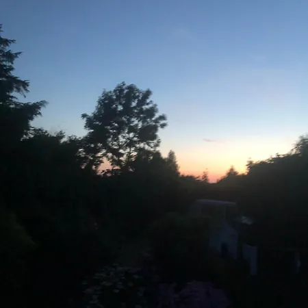 Med Egen Indgang Og Bad Guest house