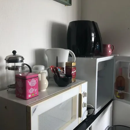 Med Egen Indgang Og Bad Maison d'hôtes *