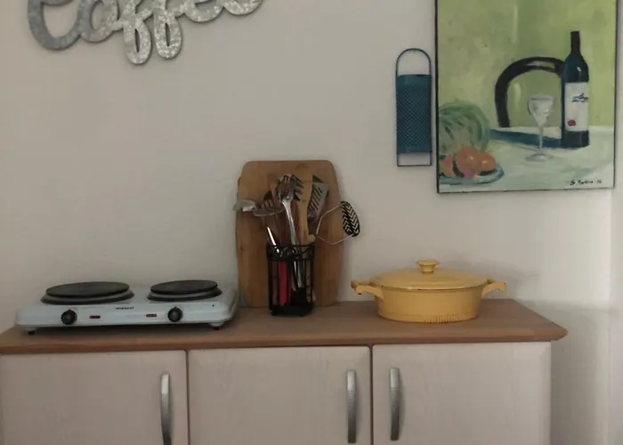 Med Egen Indgang Og Bad *